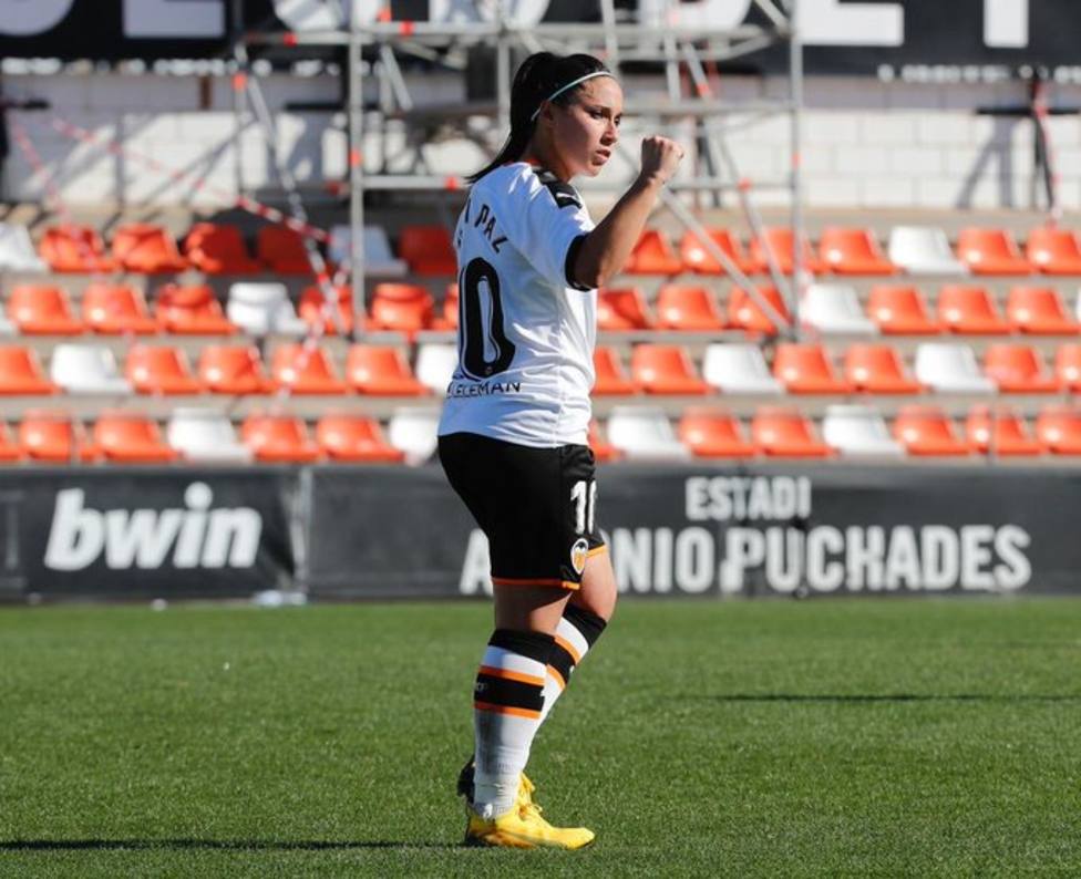 Mari Paz Vilas: “Aún hay mujeres y hombres que piensan que el fútbol es de hombres” - Fútbol Femenino - COPE