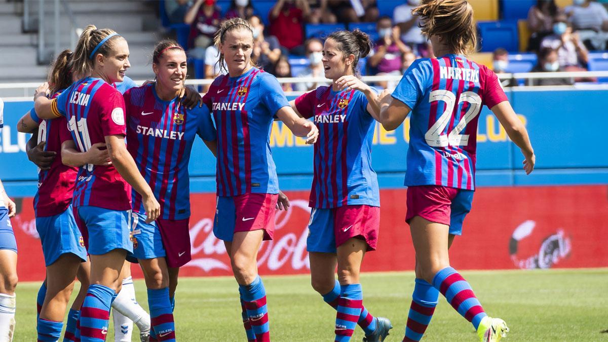 FC Barcelona Femenino | Los socios ya pueden retirar las entradas para el  Clásico femenino